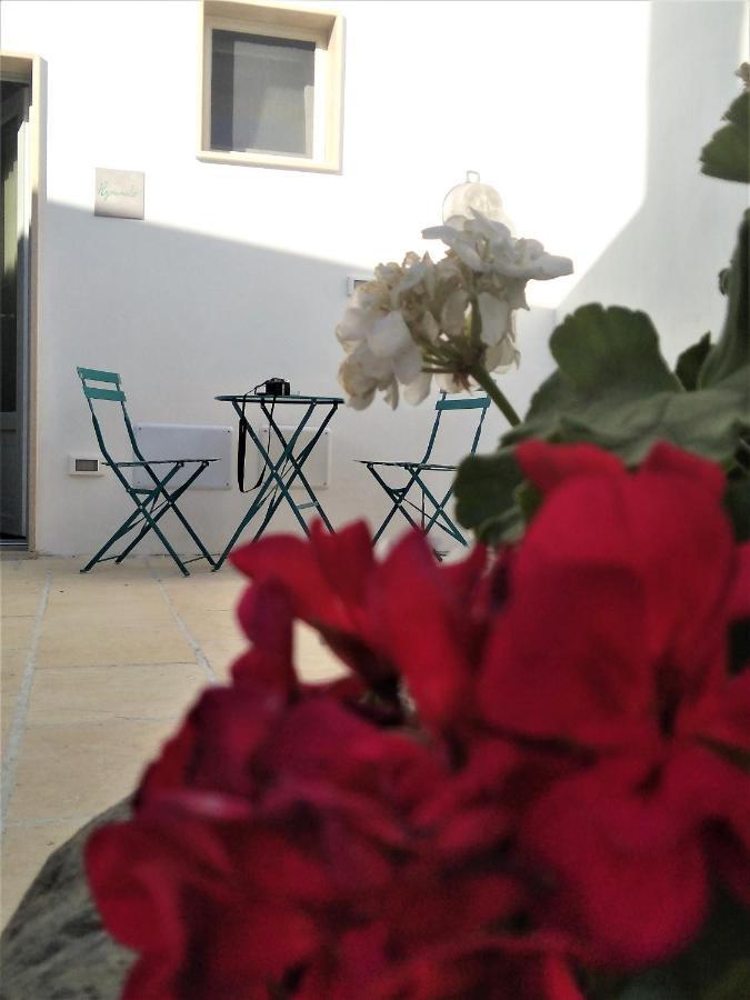 Li Perrini Boutique B&B Acquarica Esterno foto