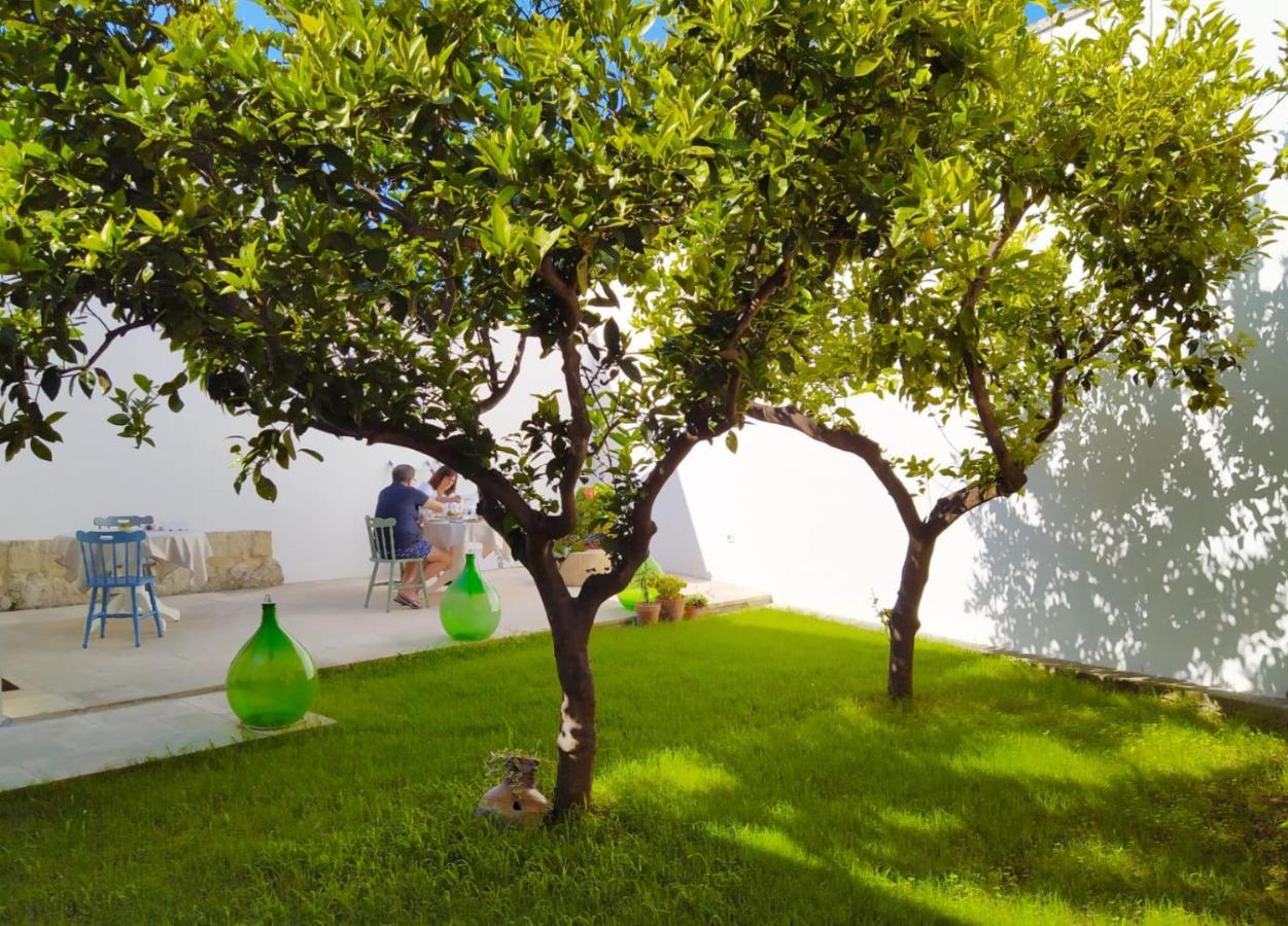 Li Perrini Boutique B&B Acquarica Esterno foto